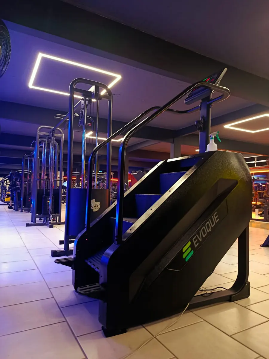 Escada ergométrica e cardio